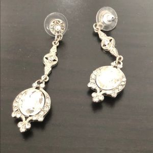 Vintage crystal dangle/drop earrings.